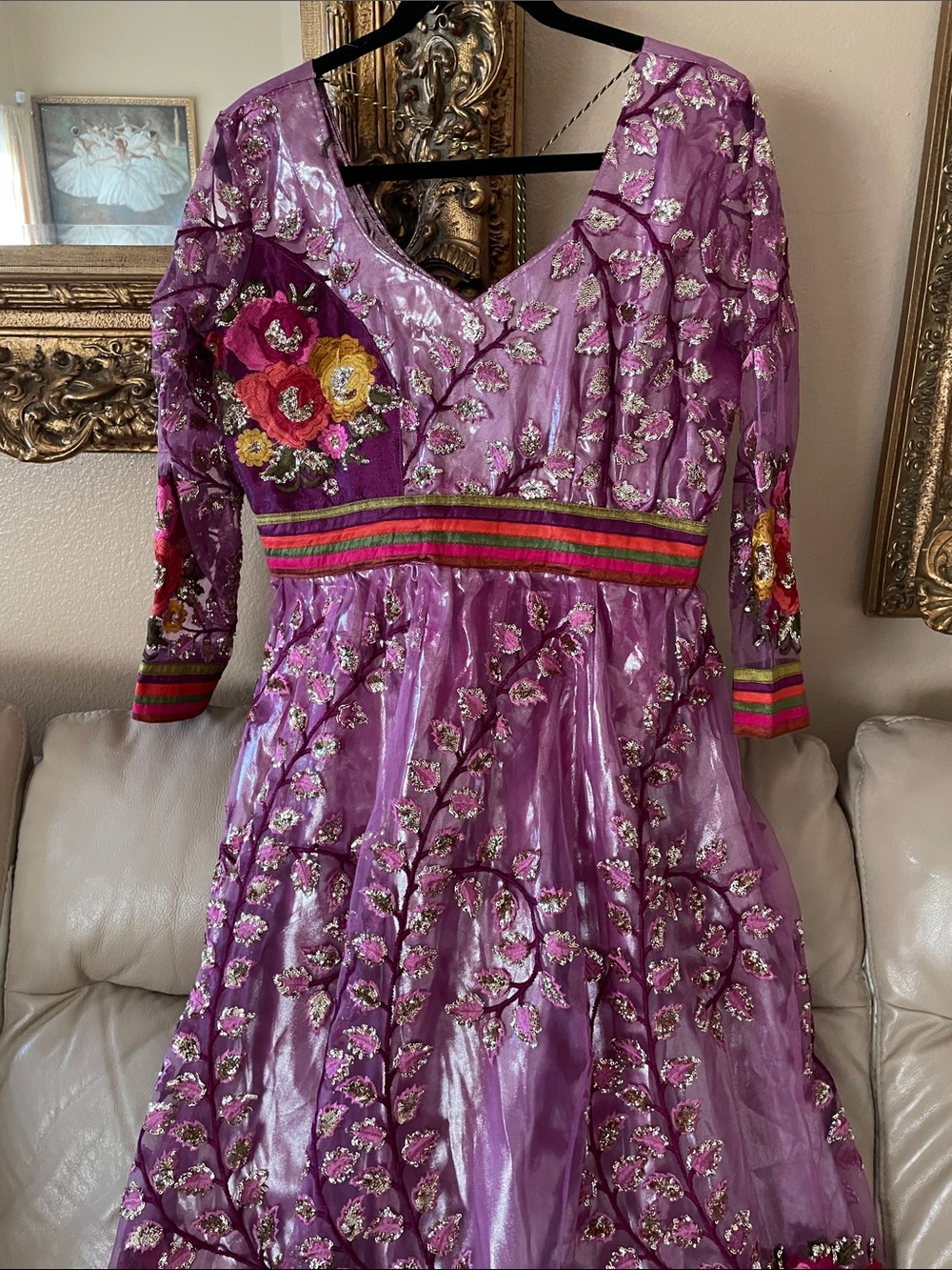 Gorgeous Afghan / Indian style
Purple Embroidered Sequined Floral Dress - Picture 5 of 12